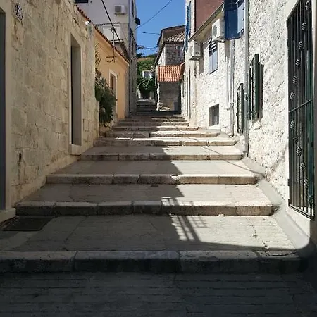 בית הארחה Dioklecijan 3*